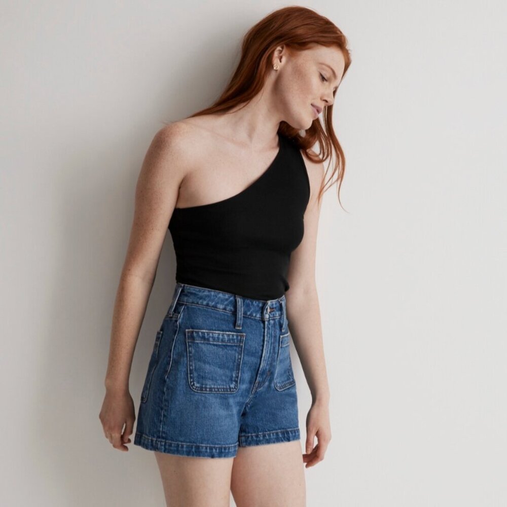 Madewell The Curvy Emmett Short in Earlwood Wash: Patch Pocket Edition